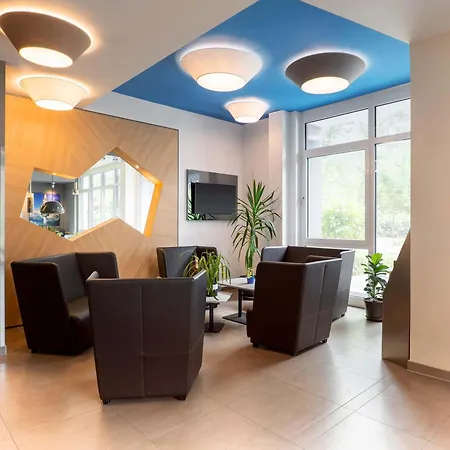 B&B Hotel Stuttgart-Airport/Messe-2